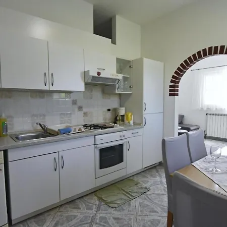 Klimatisierte In Valica Mit Grossem Garte By Interhome 公寓 *