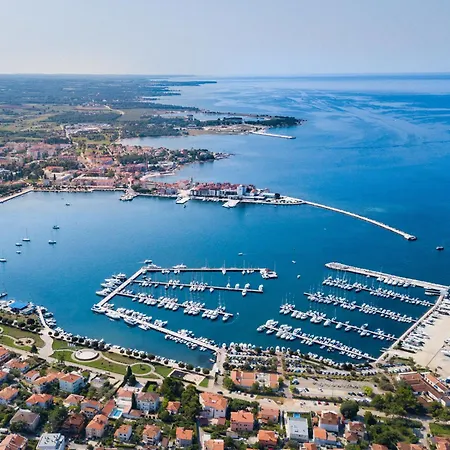 Klimatisierte In Valica Mit Grossem Garte By Interhome * Umag